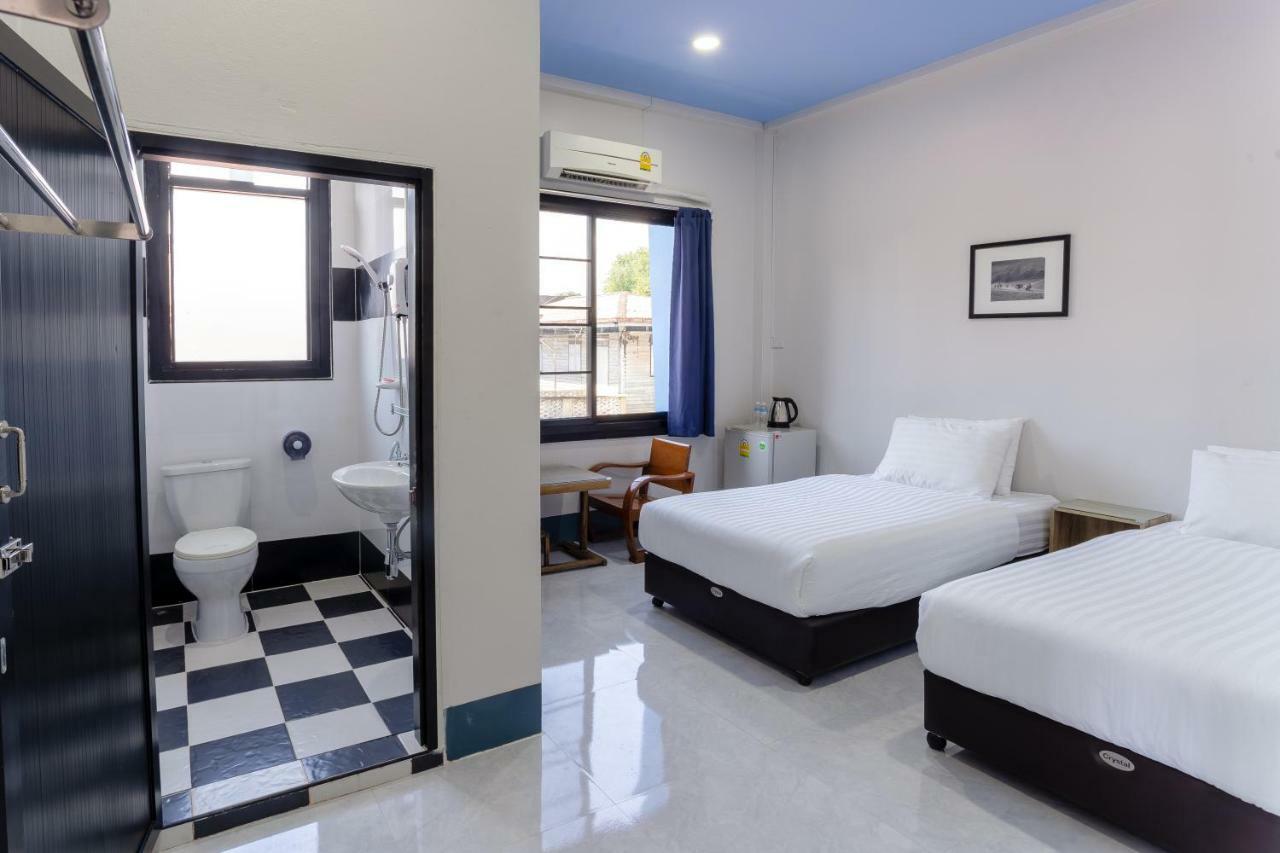 Udomsuk Hotel Satun Exterior photo